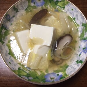 冷凍しいたけと豆腐のとろみ中華スープ